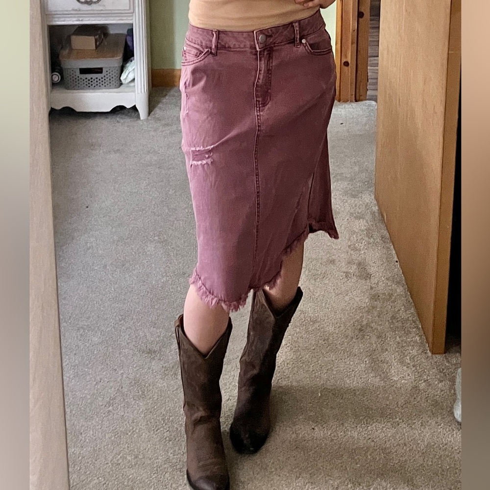 Frayed Hem Distressed Pink Stretch Denim Skirt